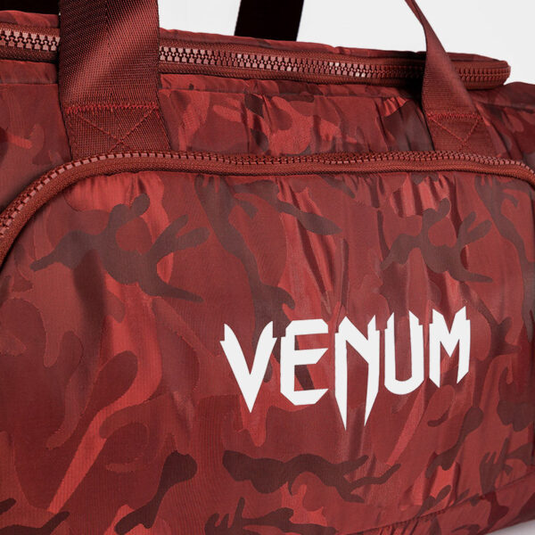 Bolso Deportivo - Venum Trainer Lite (Rojo/Camuflado) - Imagen 8