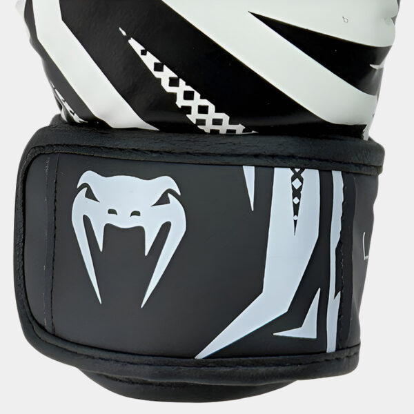 Guantes De MMA Grappling - Venum Challenger 3.0 (Blanco/Negro)