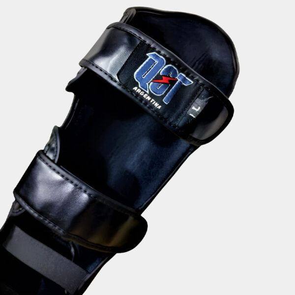 Protector Tibial - QST Élite (Negro)