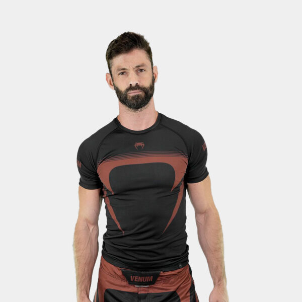 Rashguard MC Remera Térmica - Venum Apex No Gi (Negro/Marrón)