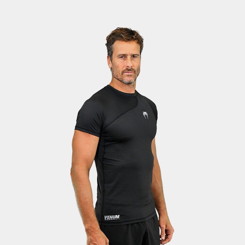 Rashguard M/C Remera Térmica - Venum Flow (Negro)
