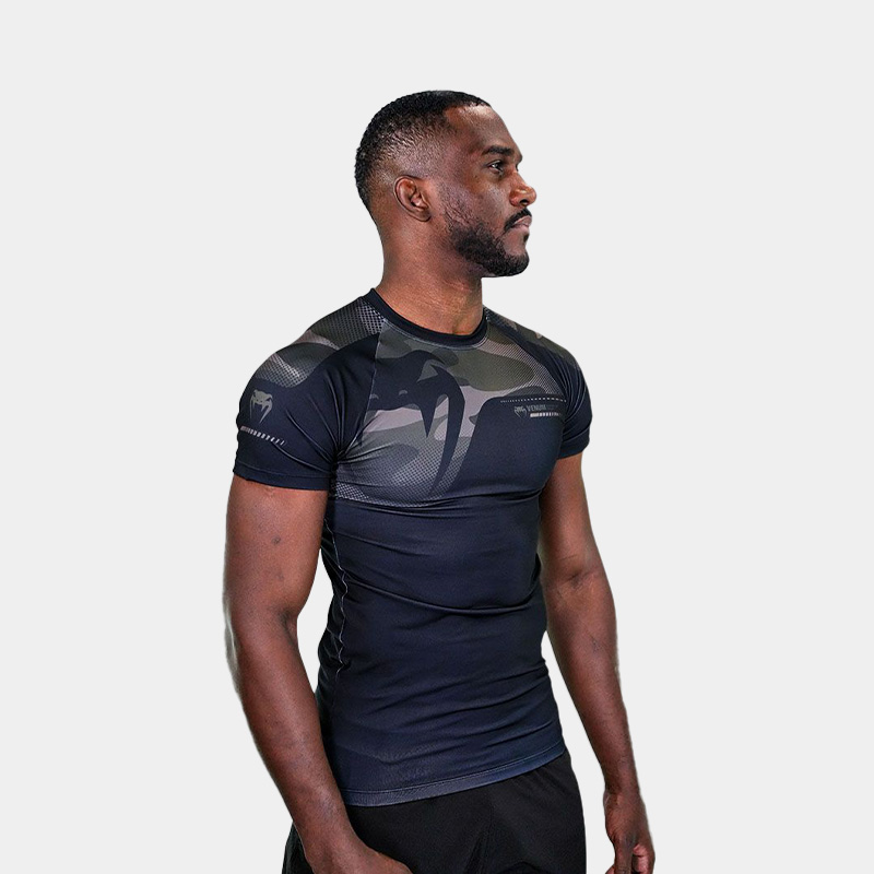 Rashguard M/C Remera Termica - Venum Giant Titan (Negro)