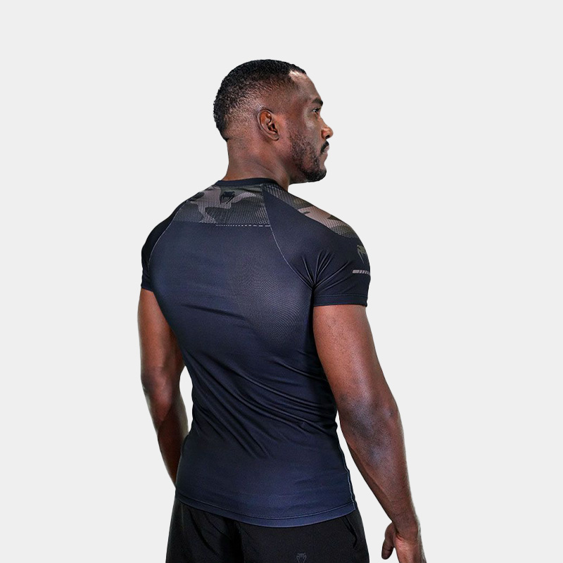 Rashguard M/C Remera Termica - Venum Giant Titan (Negro)