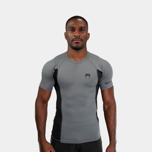 Rashguard M/C Remera Térmica - Venum Unmatched (Gris/Negro)