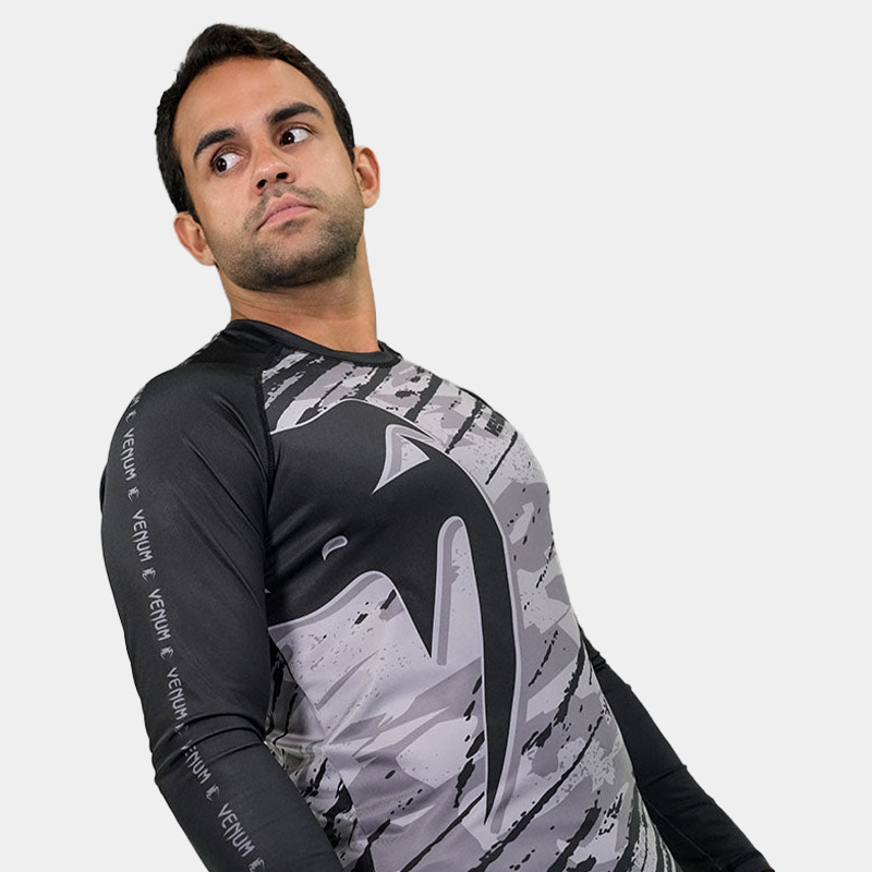 Rashguard M/L Remera Térmica - Venum Giant Classic Impact (Gris) - Imagen 4