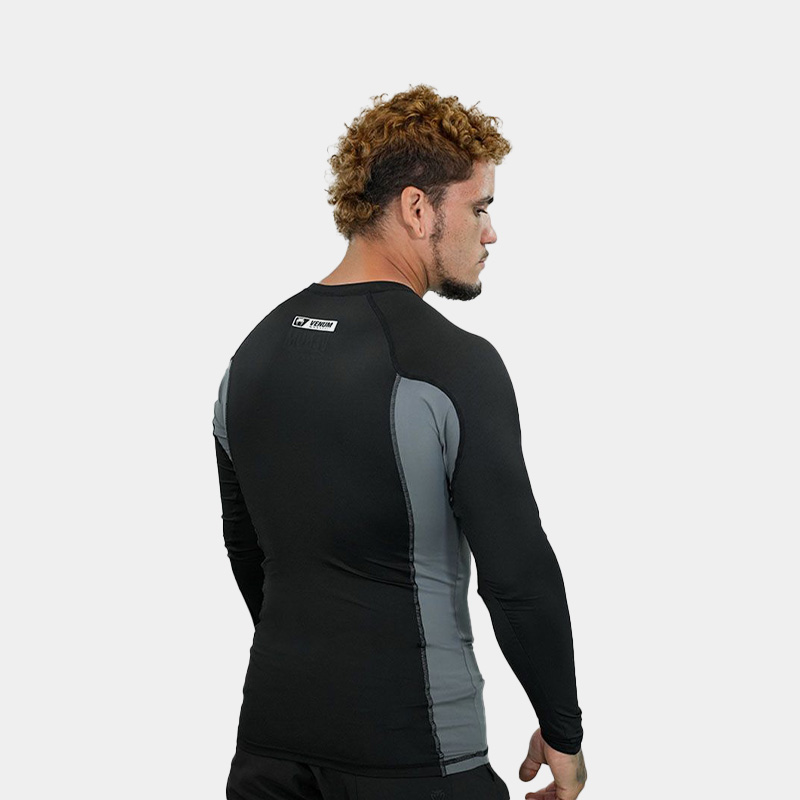 Rashguard M/L Remera Térmica - Venum Unmatched (Negro/Gris) - Imagen 3