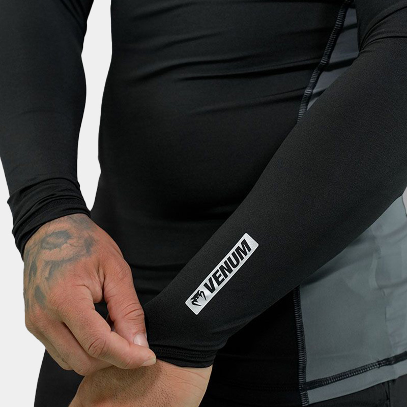 Rashguard M/L Remera Térmica - Venum Unmatched (Negro/Gris) - Imagen 6
