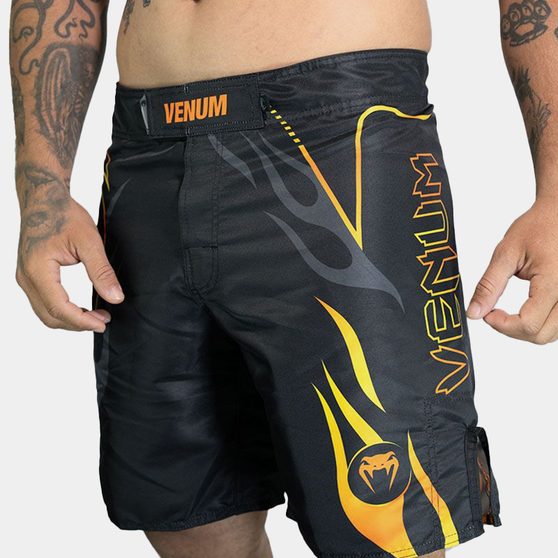 Short Fight - Venum Giant Fire (Negro)