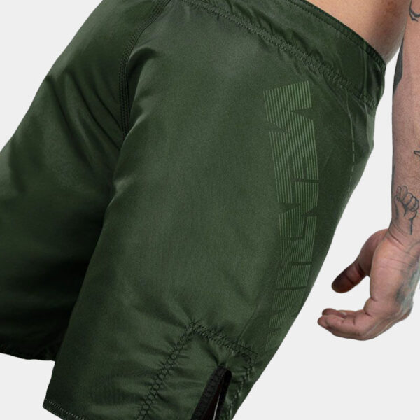 Short Fight - Venum Predator Camo (Verde)